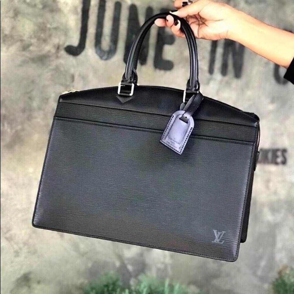 LIKE NEW!⚫️LOUIS VUITTON EPI RIVIERA BRIEFCASE 💼